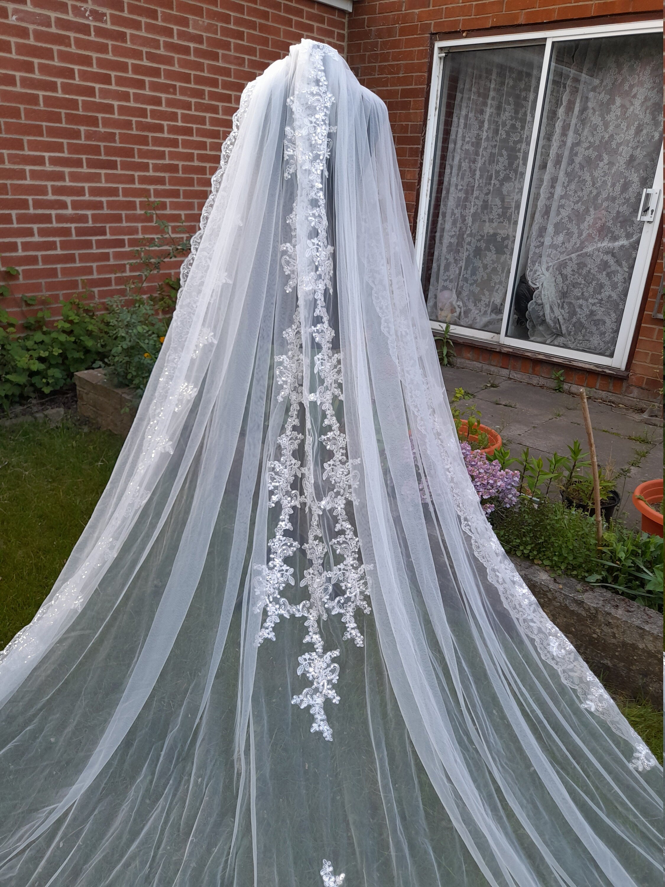 Ivory Cathedral Veil: Lace Edge, One Tier, with Comb