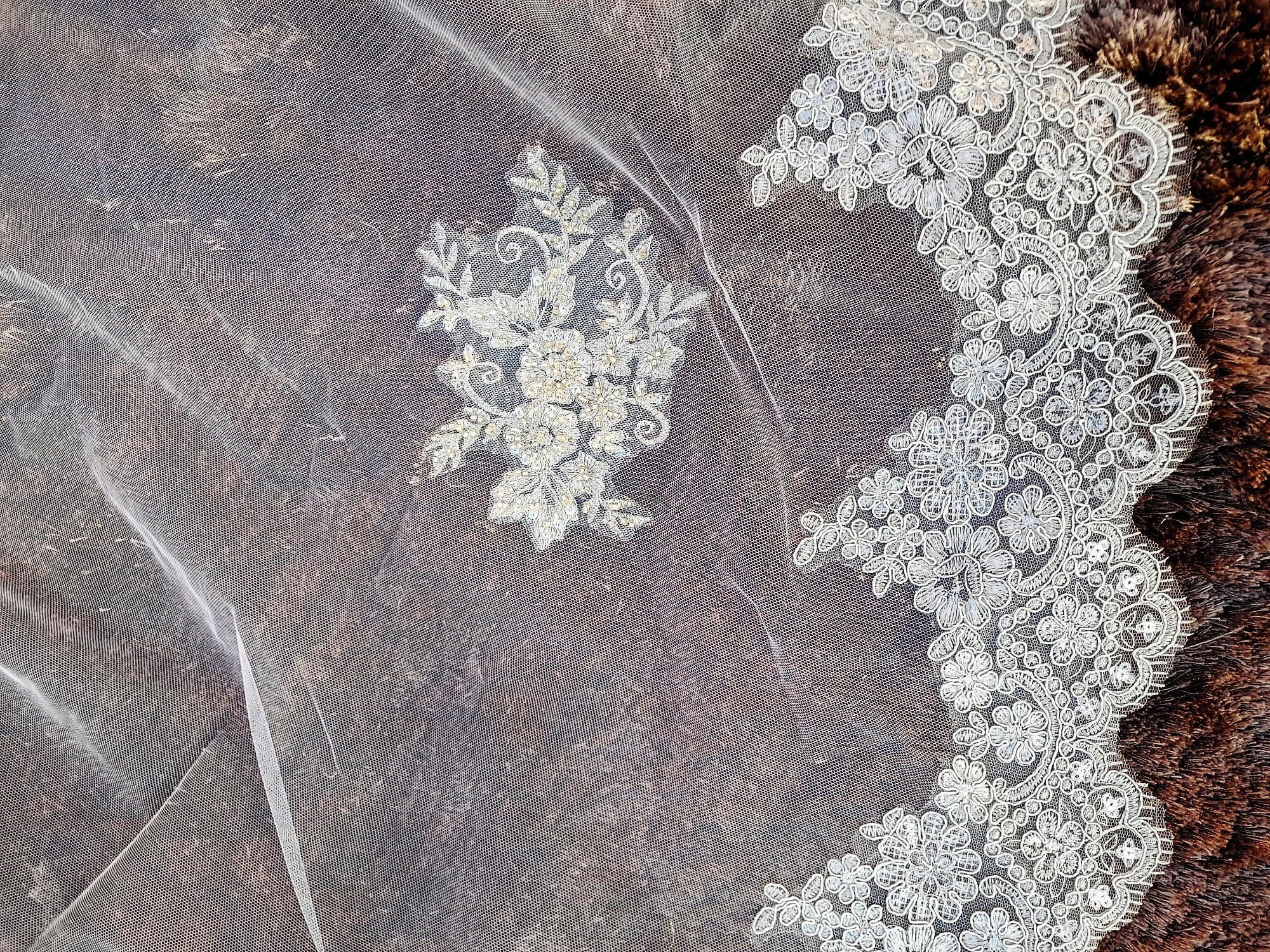 Off-White Cathedral Wedding Veil: Silver Applique, With Comb