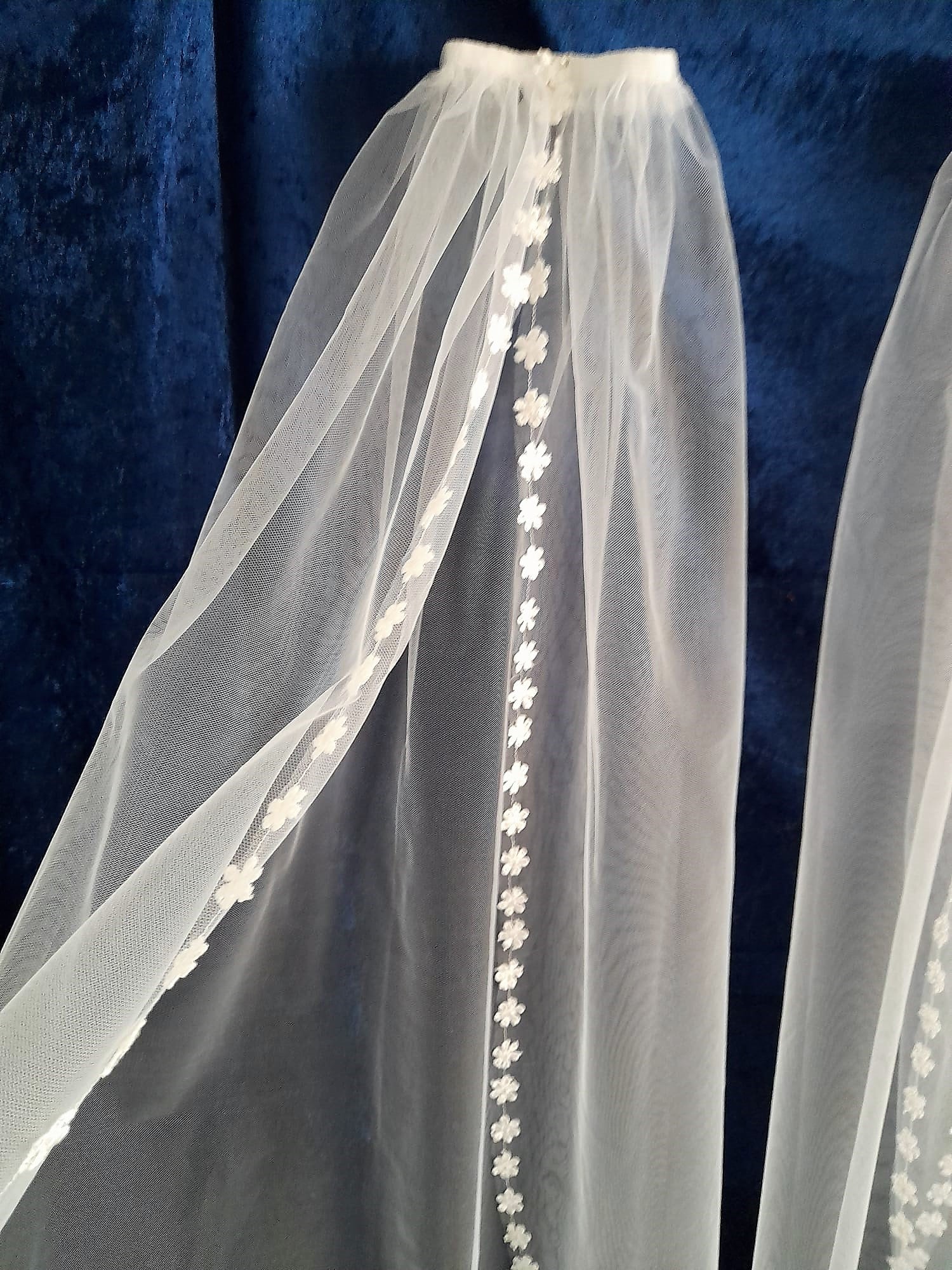 Off-White Tulle Wedding Dress Sleeves: 3D Flower Appliqué