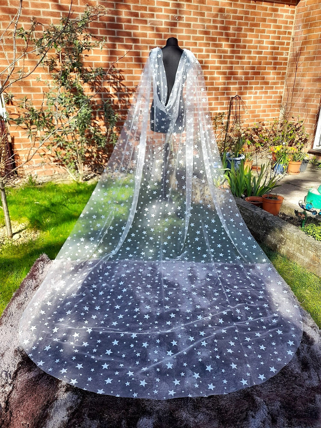 Elegant White Star Wedding Wrap - Celestial Cape Veil for the Dreamy Bride
