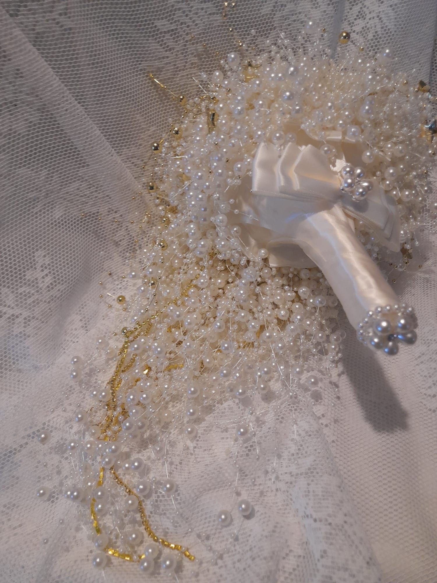 Celestial Pearl Wedding Bouquet: Ivory Waterfall Cascade with Gold Stars