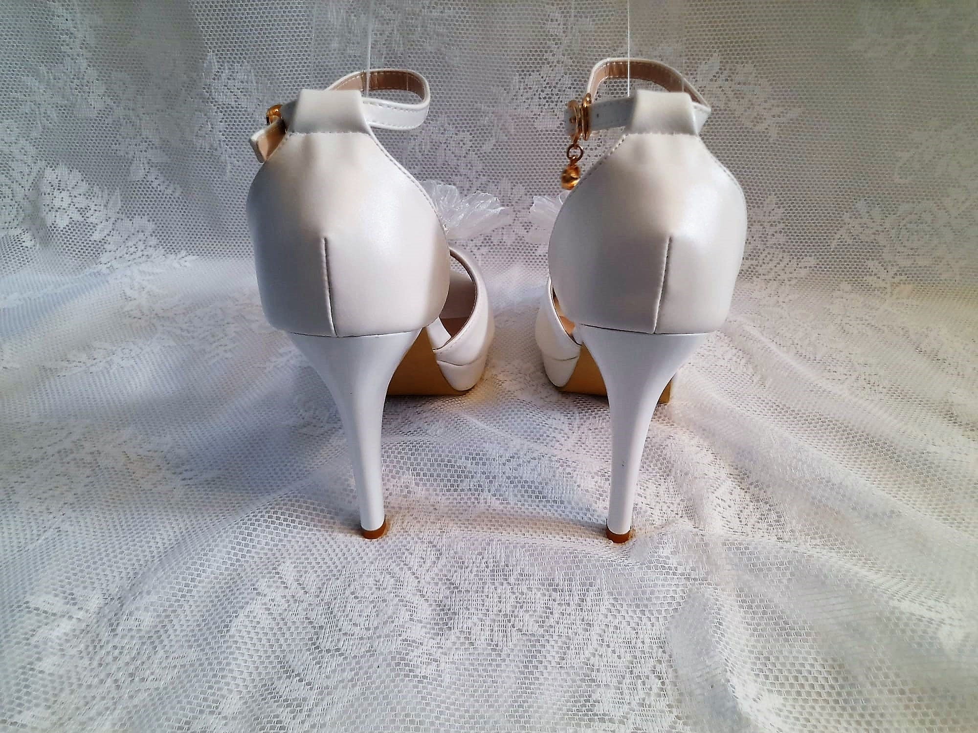 White Bridal Shoes: 3D Flower Wedding Heels