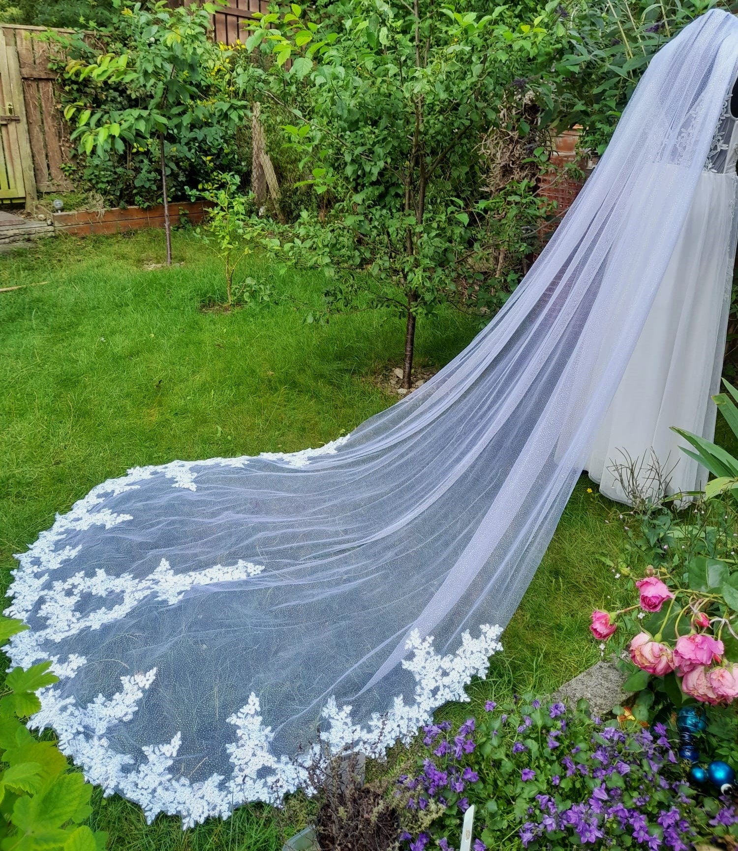White Cathedral Veil With Glitter And Lace Edge And A Comb