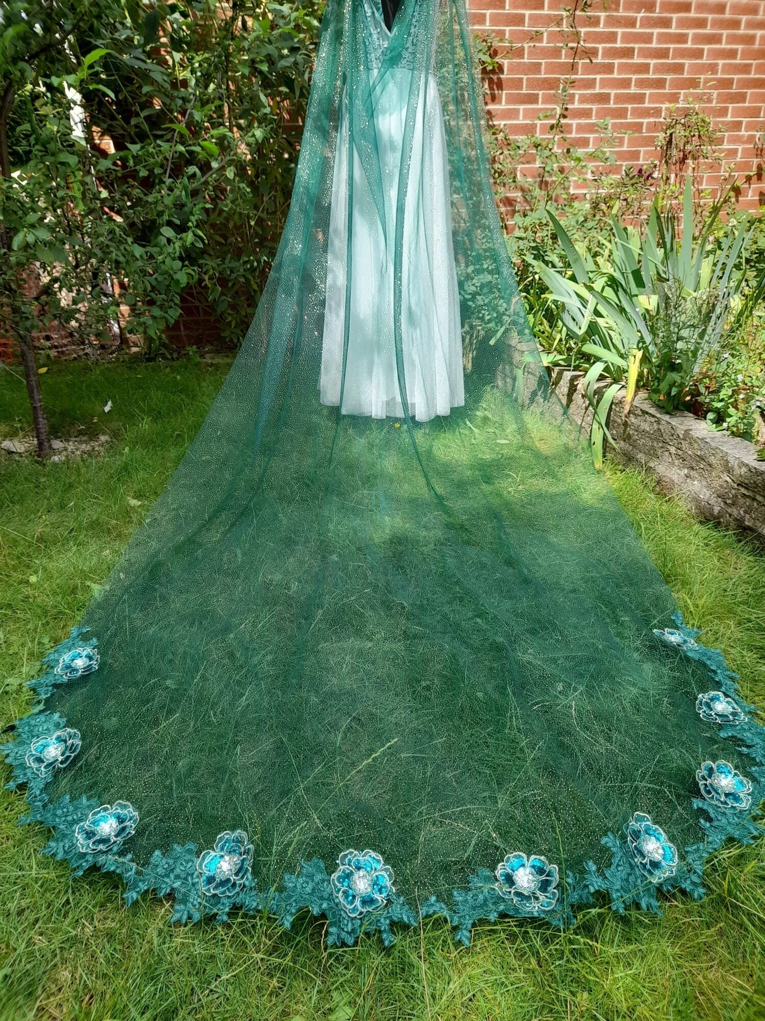 Emerald Green Wedding Cape Veil: Floral Applique Bridal Coverup with Gold Dust