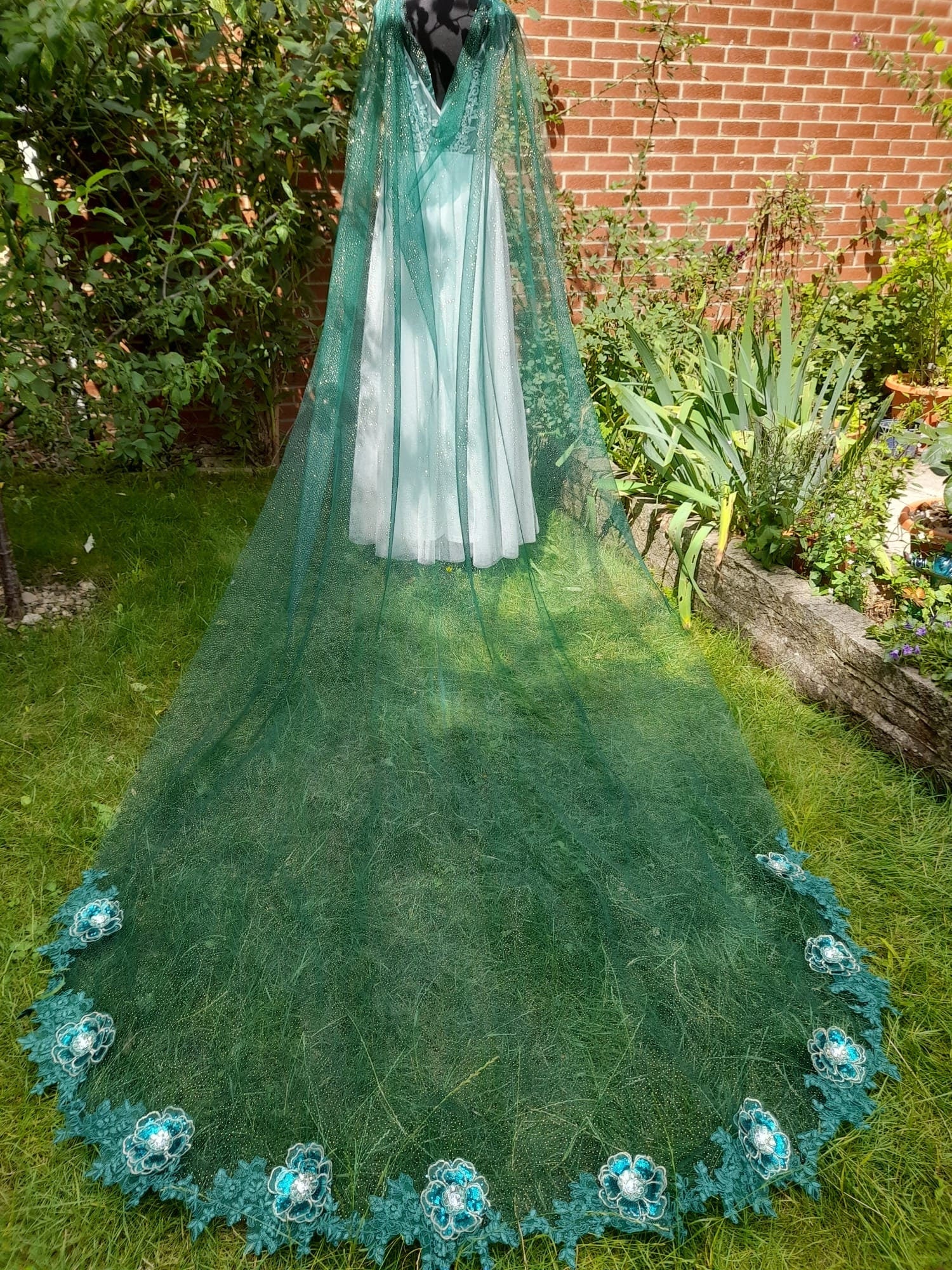Emerald Green Wedding Cape Veil: Floral Applique Bridal Coverup with Gold Dust