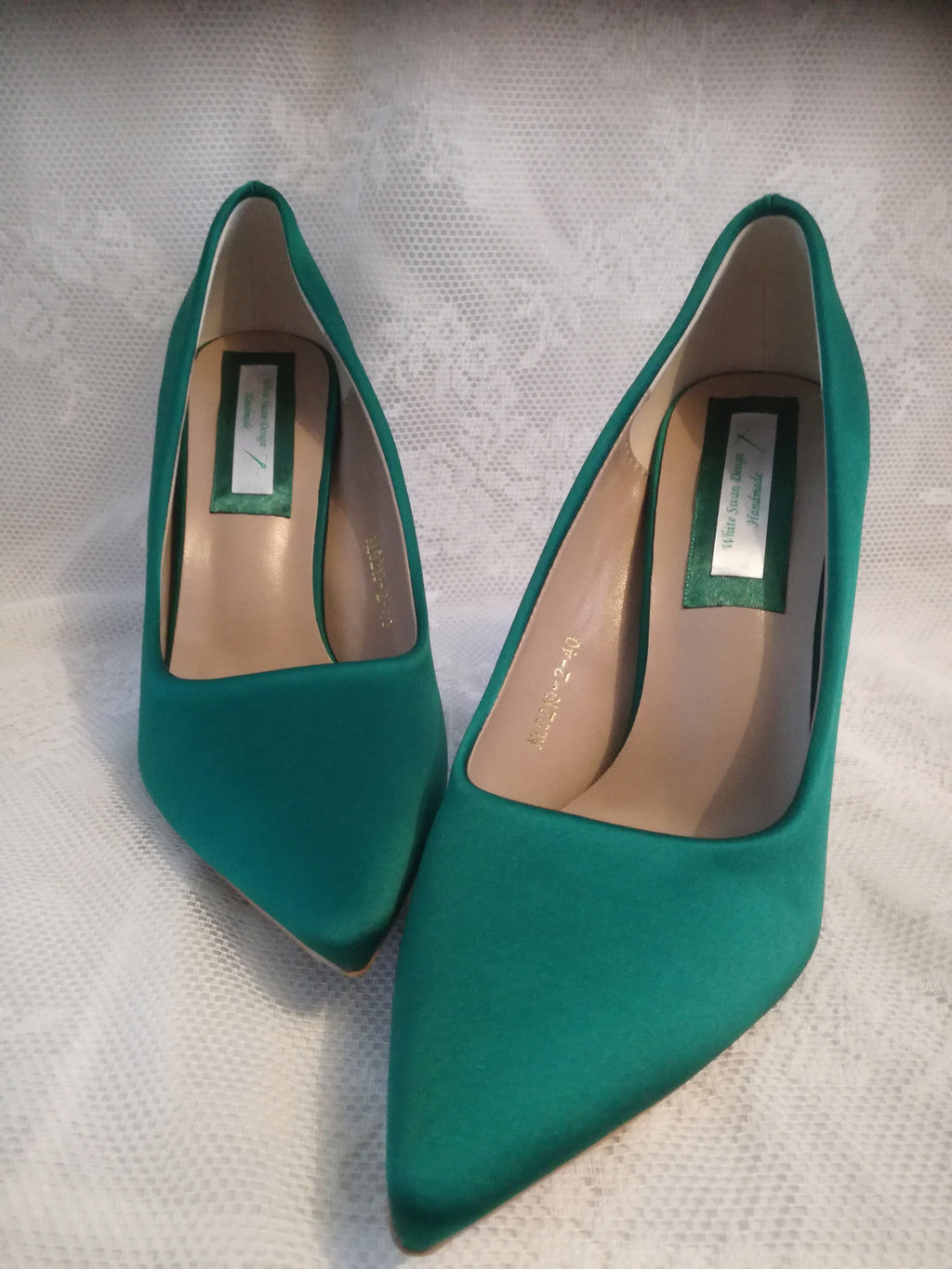 Emerald Green Satin Shoes - Elegant Gothic Wedding Heels for Bride