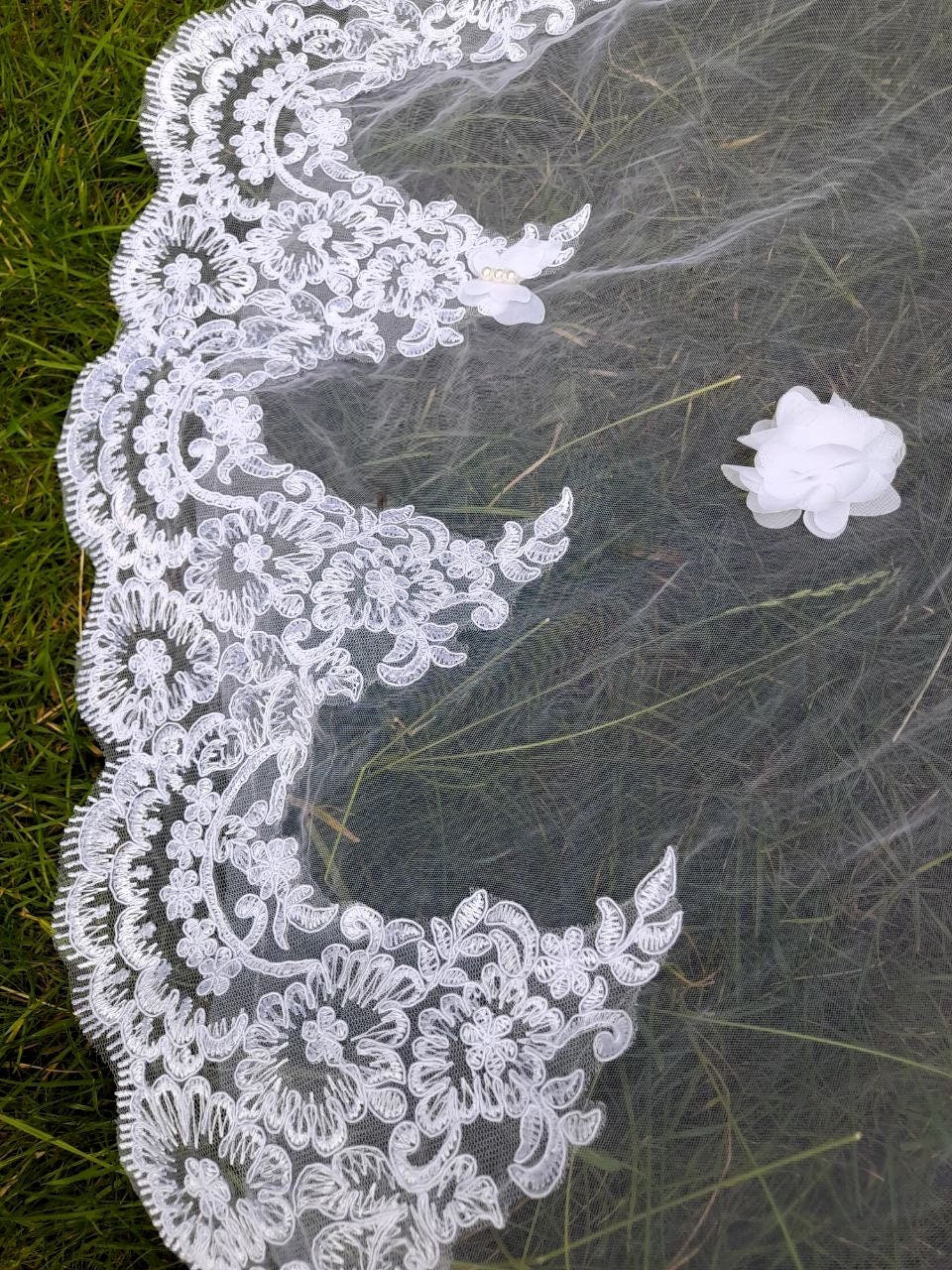 Breathtaking 3D Flower and Butterfly Cathedral Veil with Comb