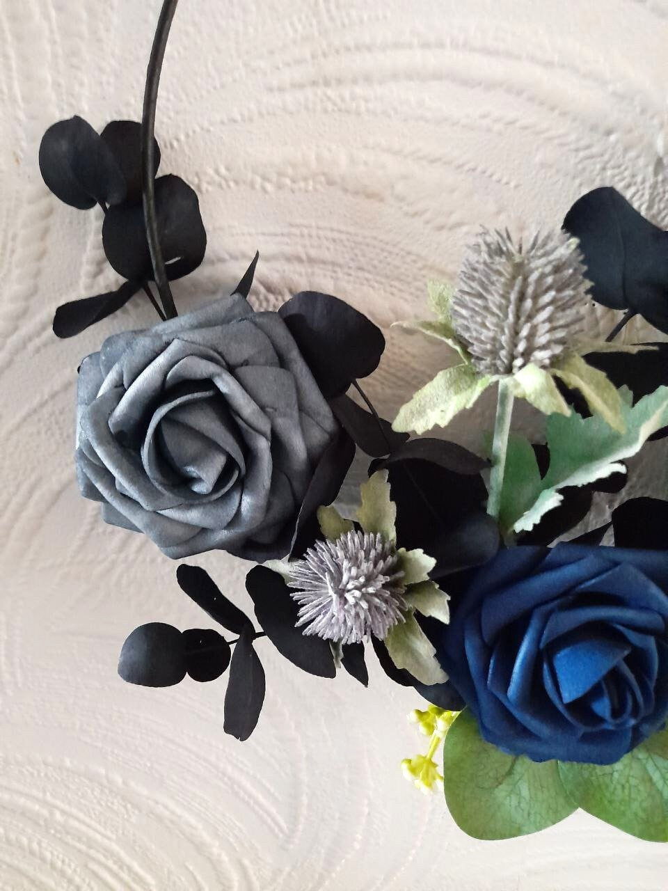 Handcrafted Gothic Floral Hoop: Navy Blue & Black Wedding Bouquet
