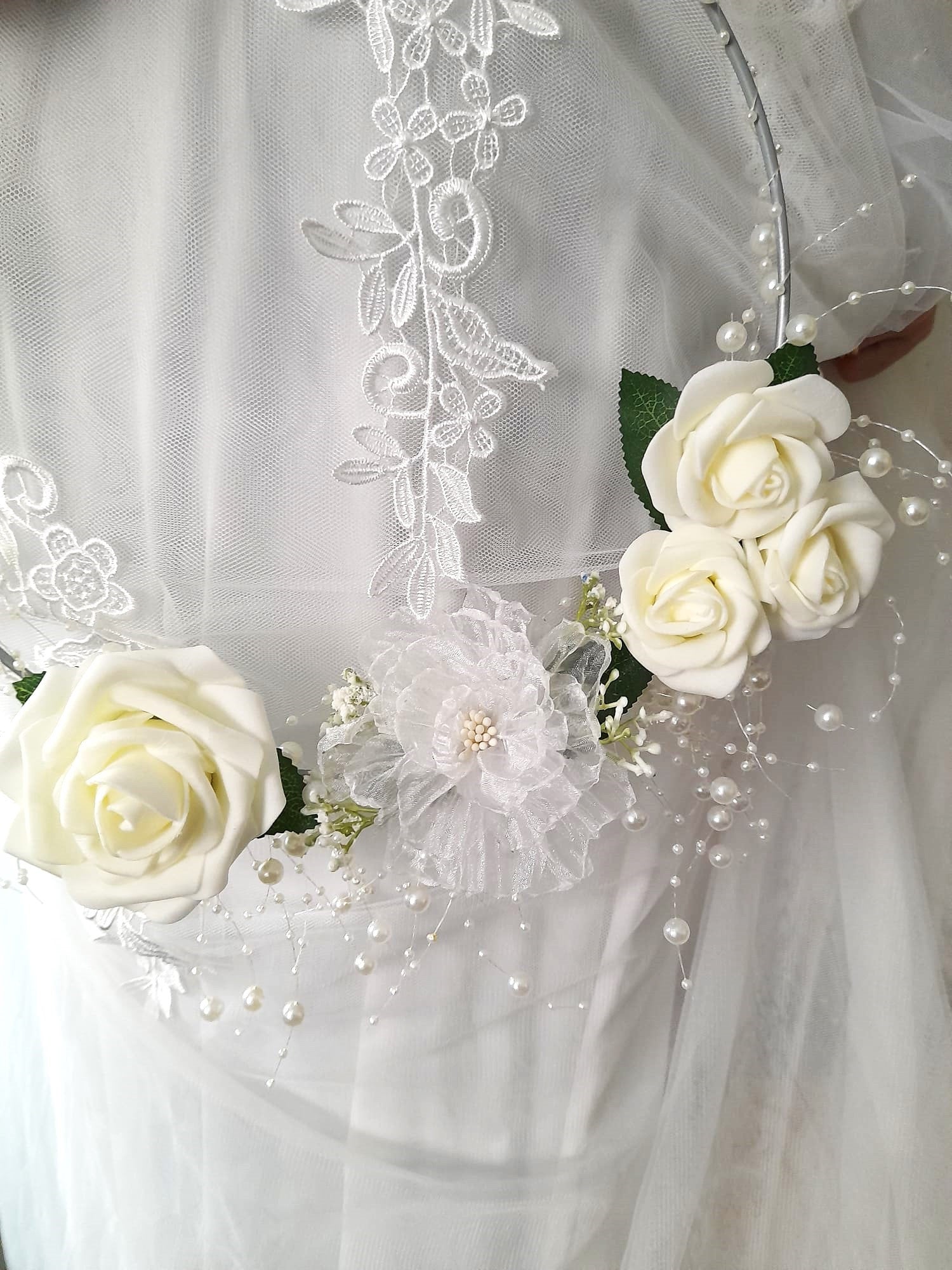 Pearl Floral Hoop Bouquet: Ivory Wedding Bridesmaid Accessory