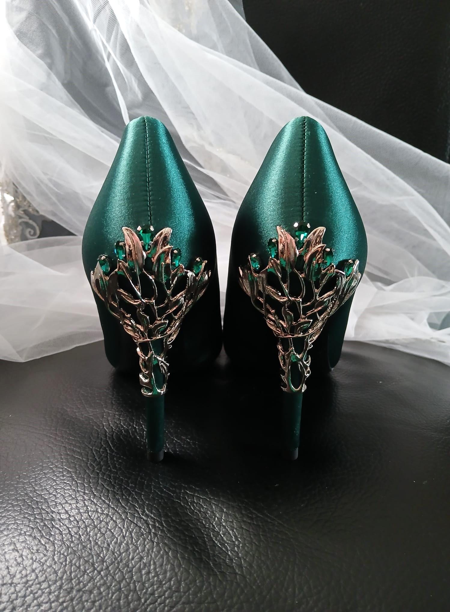 Forest Green Satin Wedding Heels with Carved Clutch Bag