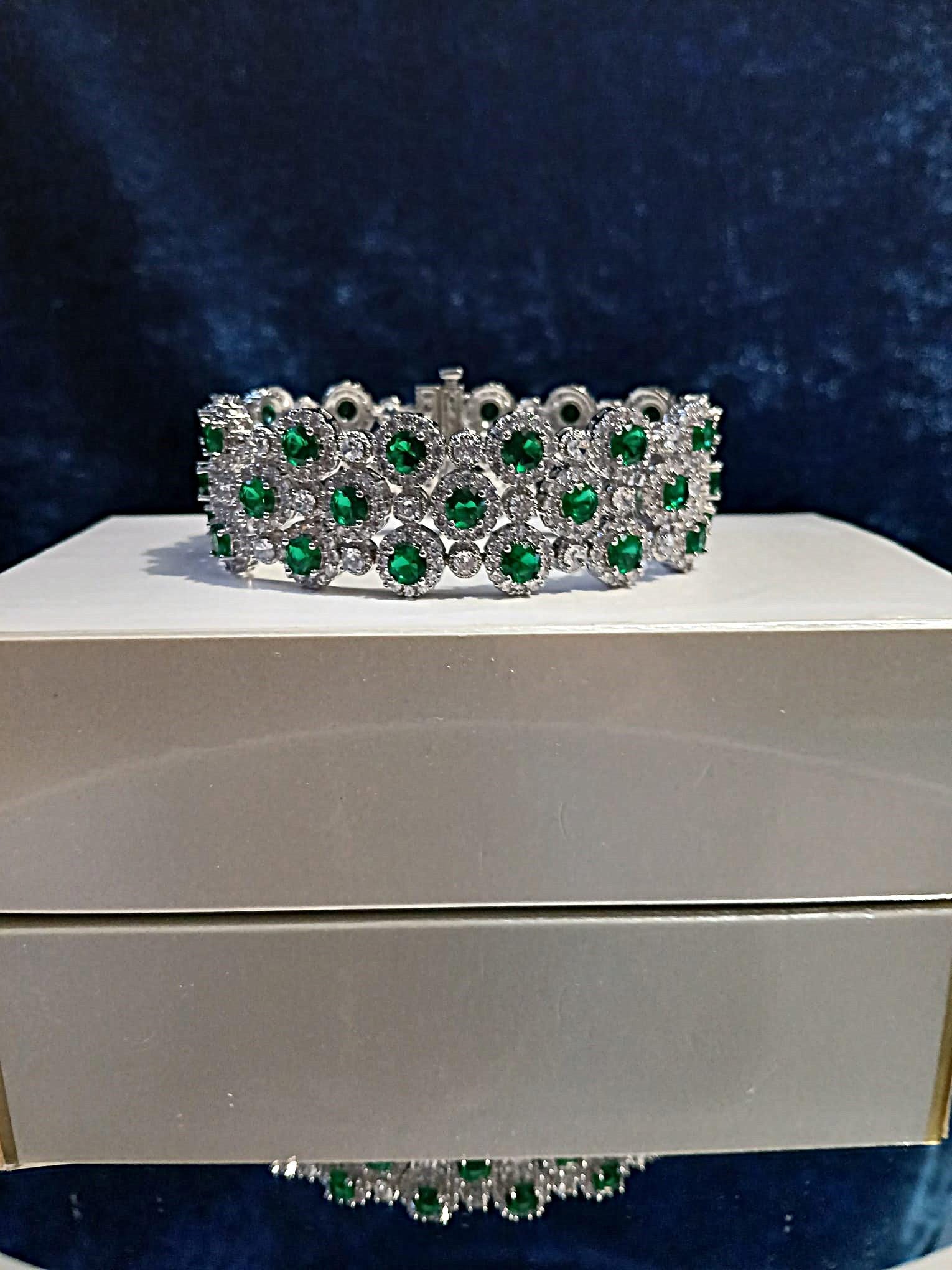 Emerald Green Zirconia Crystal Bracelet: Silver Plated Copper