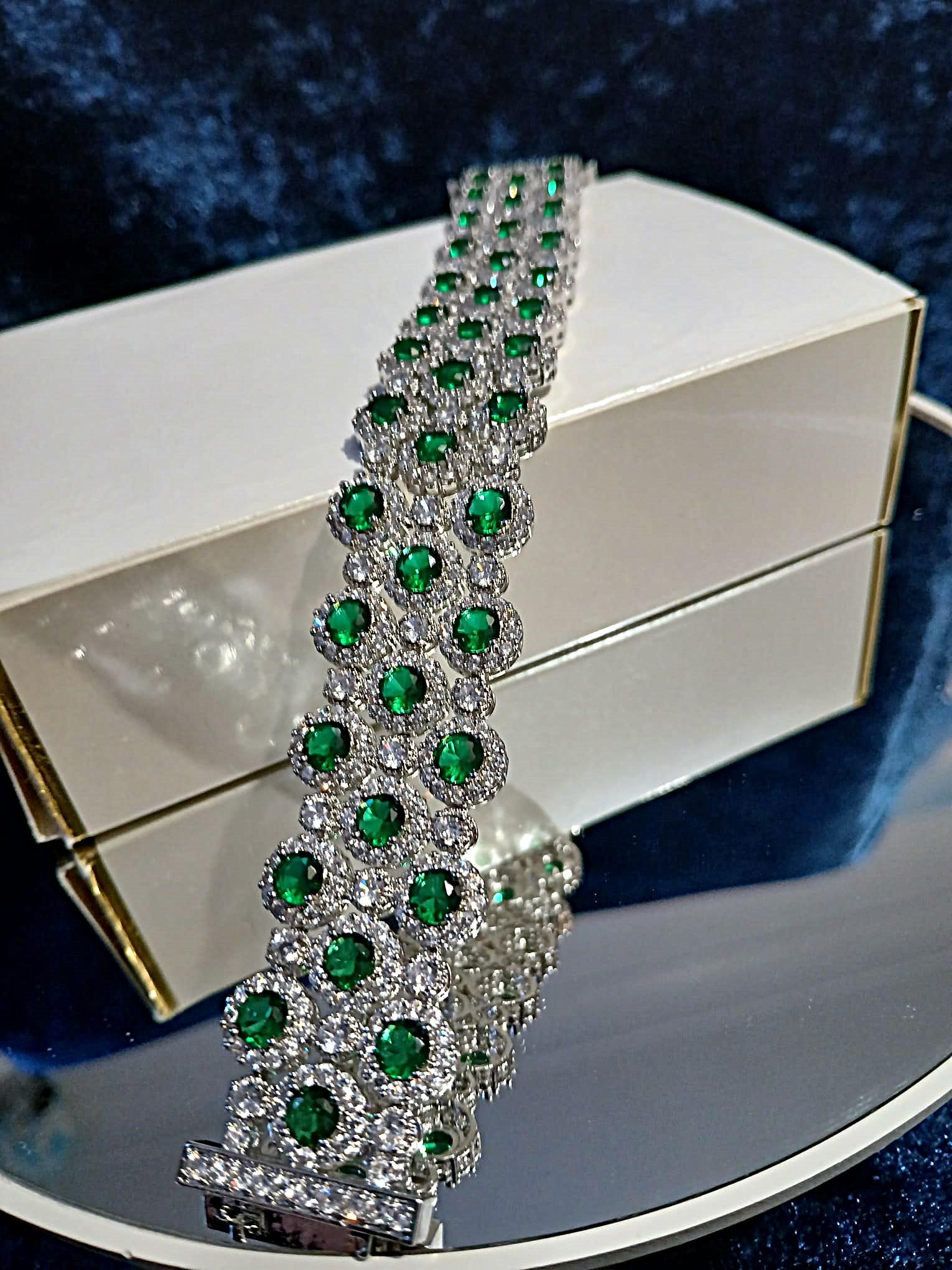 Emerald Green Zirconia Crystal Bracelet: Silver Plated Copper
