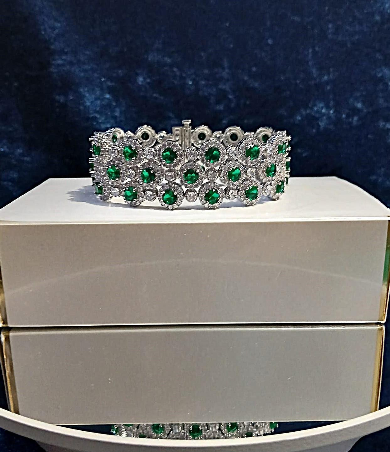 Emerald Green Zirconia Crystal Bracelet: Silver Plated Copper