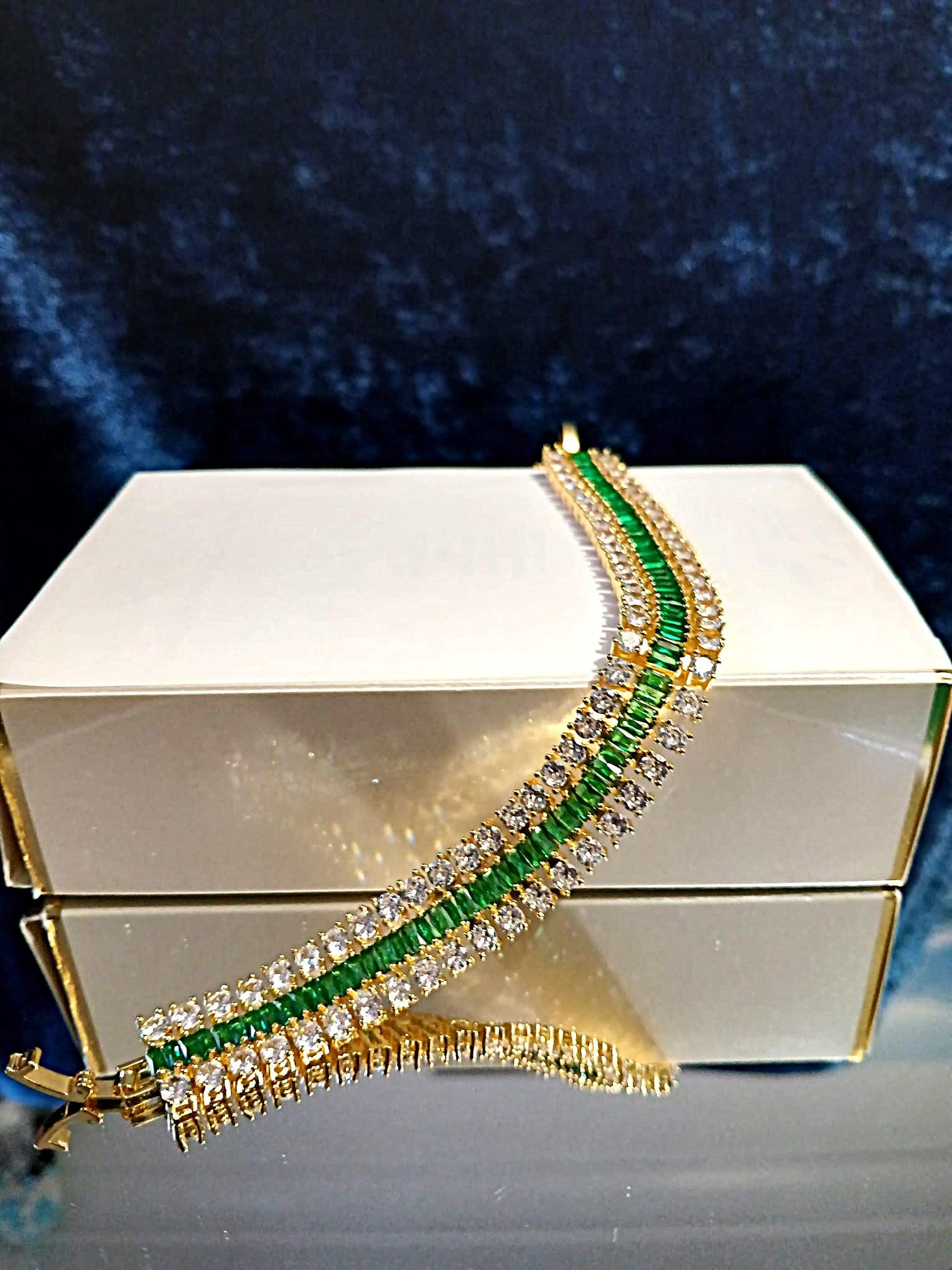 Emerald Green Cubic Zirconia Bracelet: Gold Color Bridal Wristlet