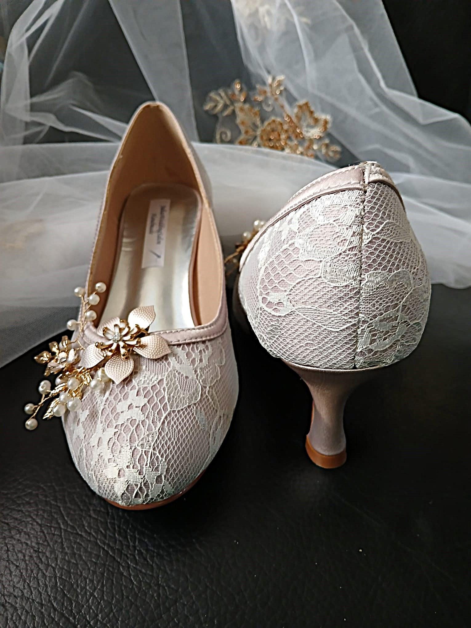 Nude Lace Wedding Shoes with Clips and Matching Bag