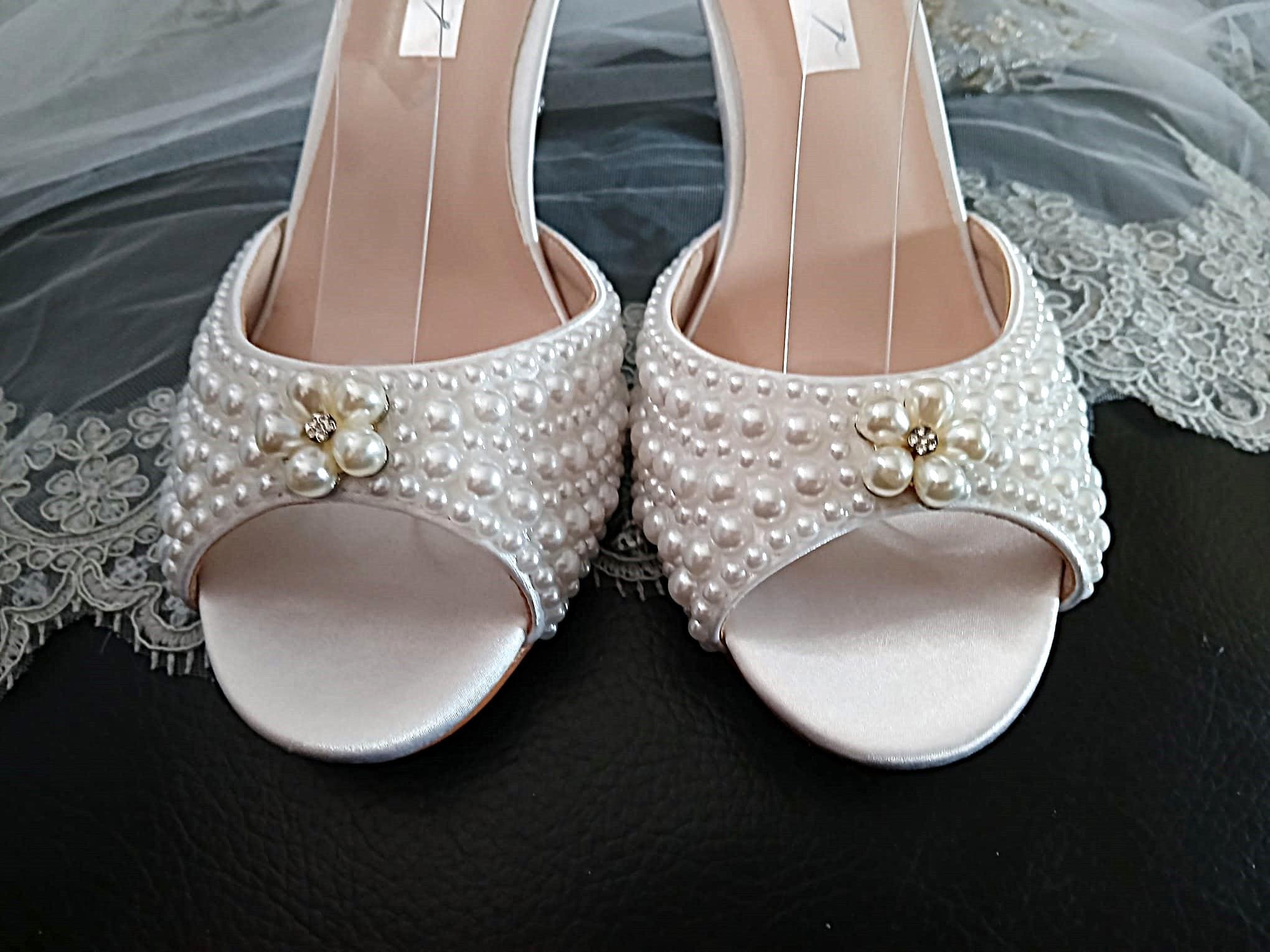 White Pearl Bridal Shoes with Matching Clutch Bag: Floral Wedding Sandals