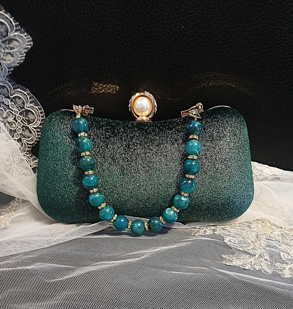Emerald Green Velvet Clutch Bag: Gold Hardware Evening Handbag