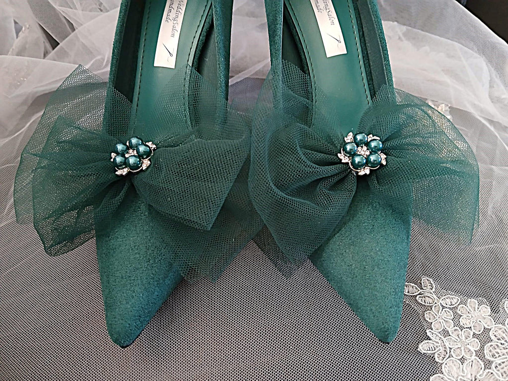 Emerald Green Suede Wedding Heels with Silver Clutch Bag