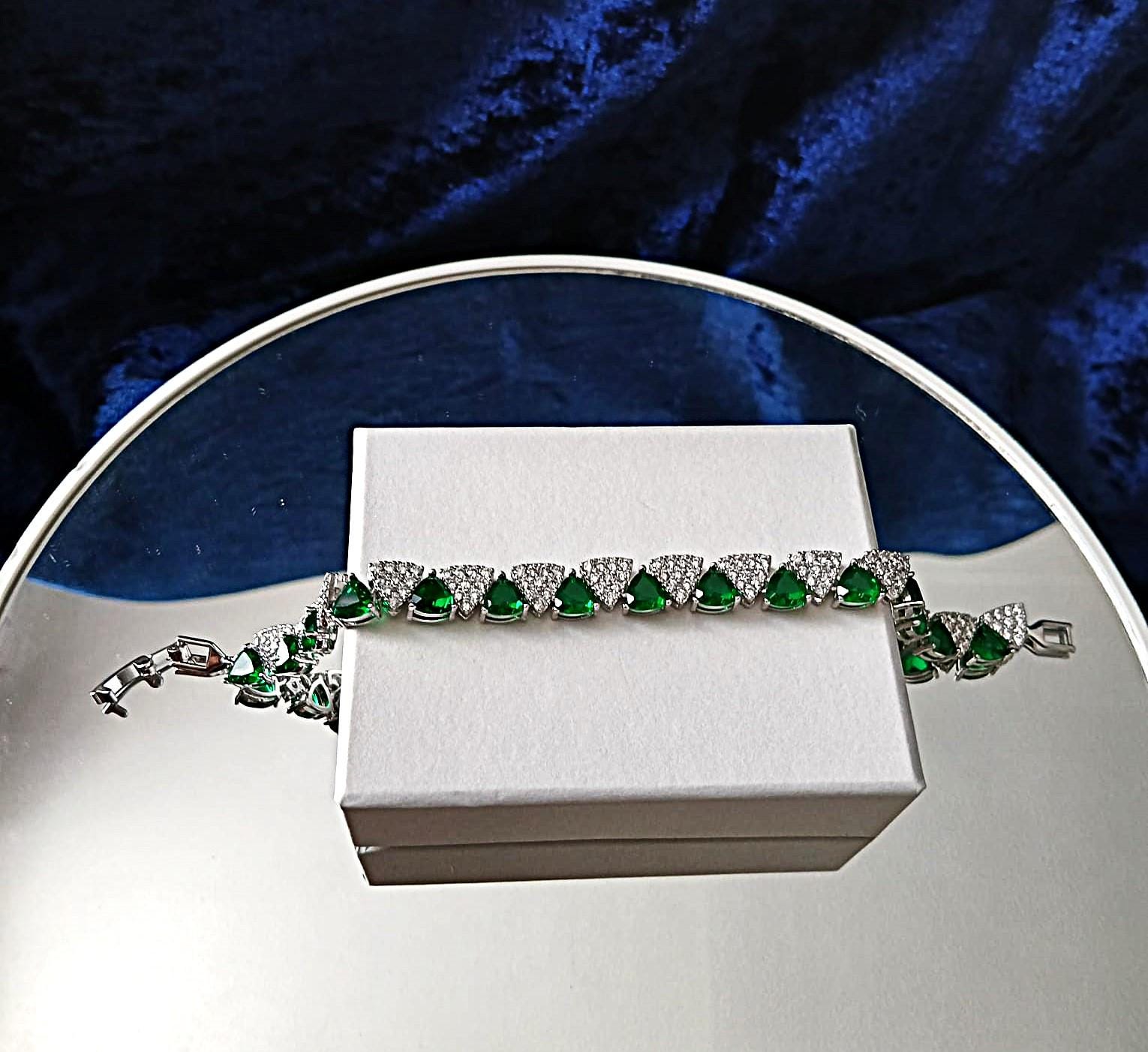 Emerald Green Bracelet: Silver Setting, Formal Jewelry Gift