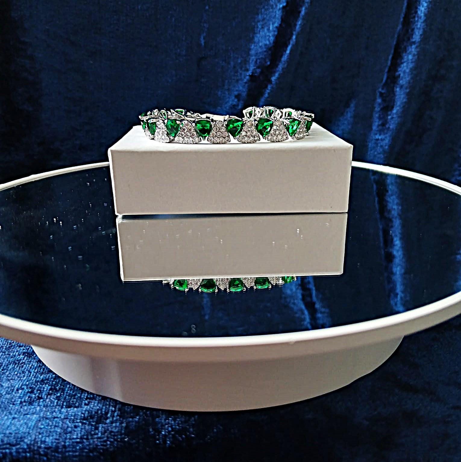 Emerald Green Bracelet: Silver Setting, Formal Jewelry Gift
