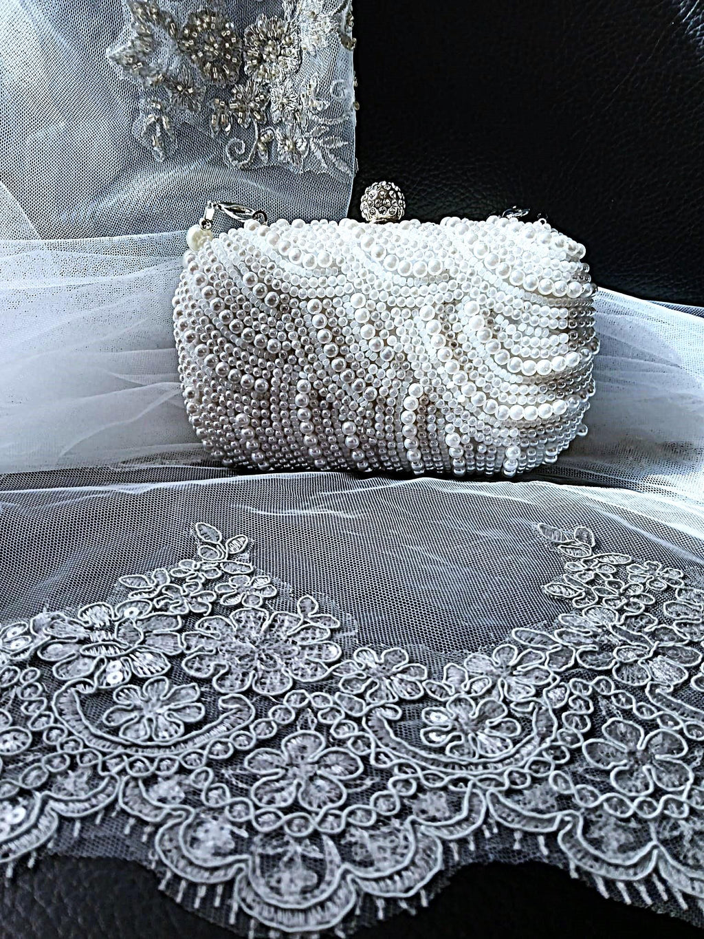 White Pearl Evening Clutch: Crystal Closure Wedding Handbag