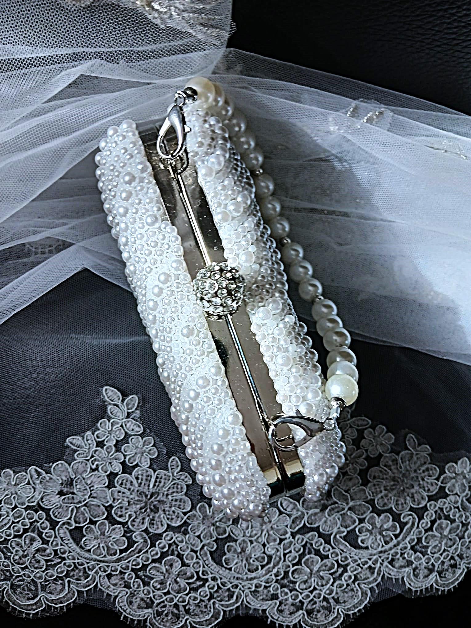 White Pearl Evening Clutch: Crystal Closure Wedding Handbag