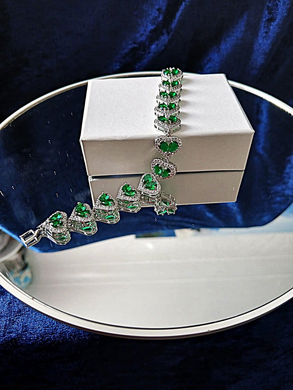 Emerald Green Heart Bracelet: Swarovski Crystals in Silver Setting