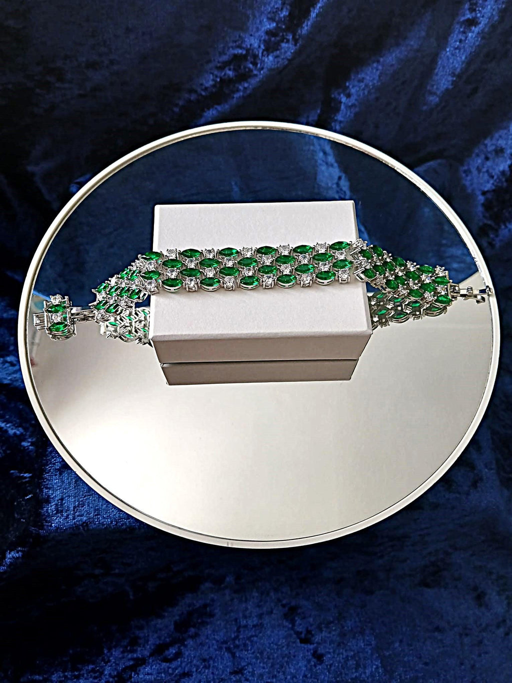 Emerald Green Swarovski Crystal Bracelet: Silver Plated Copper