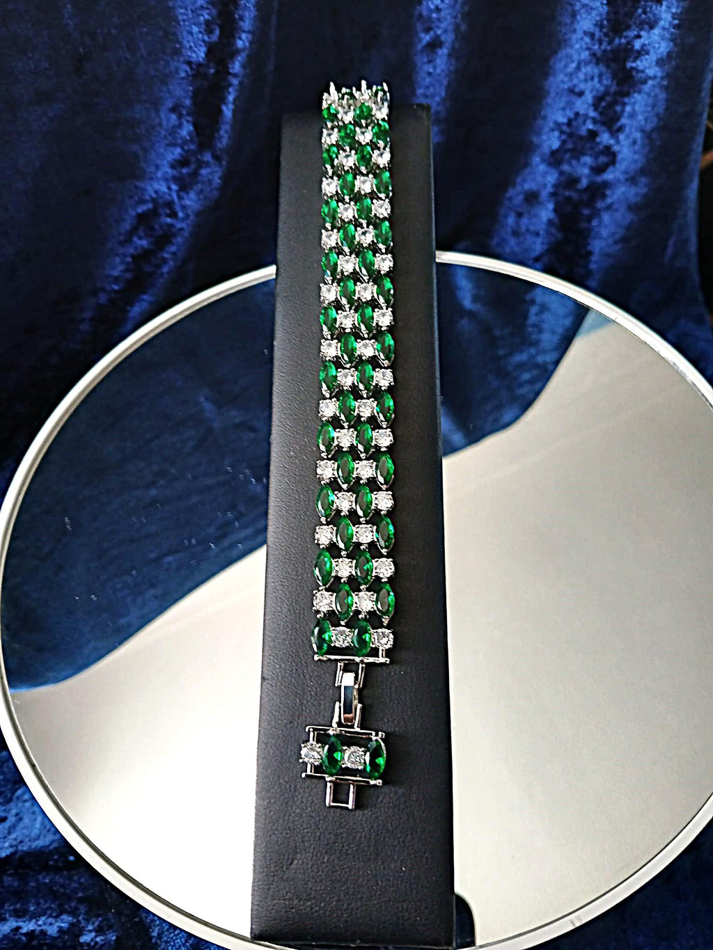 Emerald Green Swarovski Crystal Bracelet: Silver Plated Copper