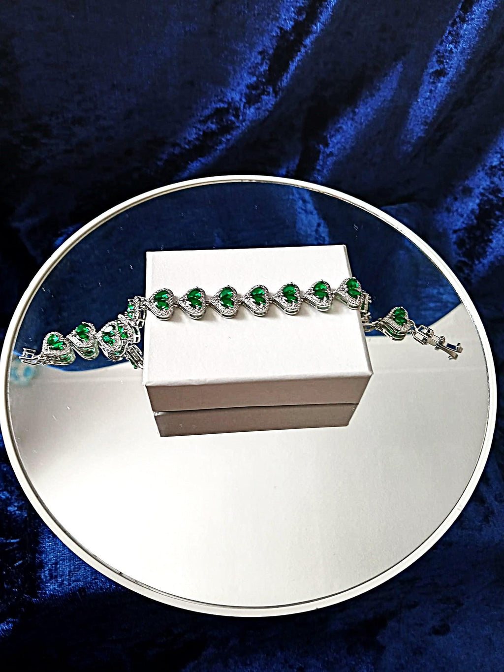 Emerald Green Heart Bracelet: Swarovski Crystals in Silver Setting