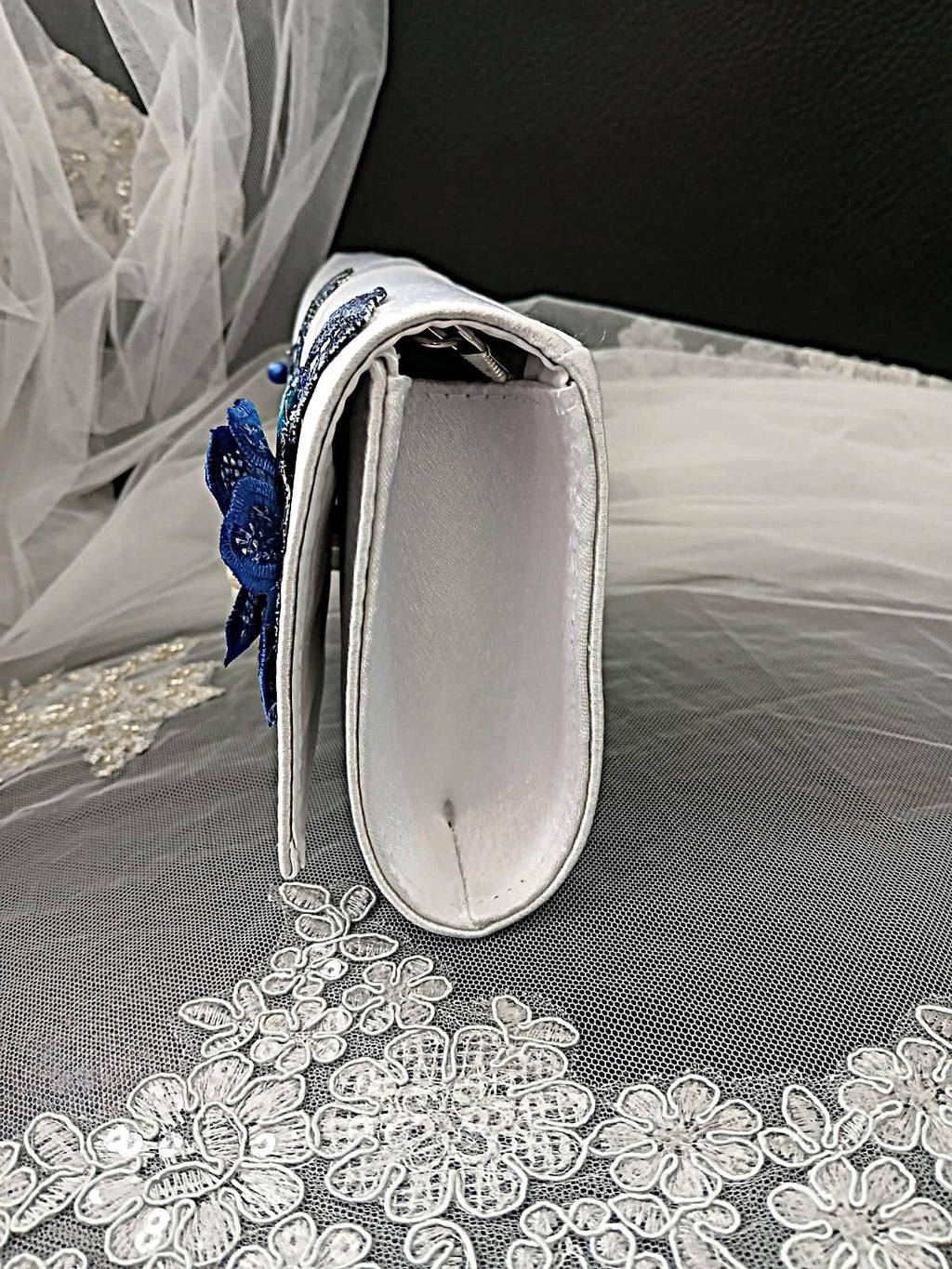 New White Satin Evening Clutch Bag With Floral Design And Chain Handle