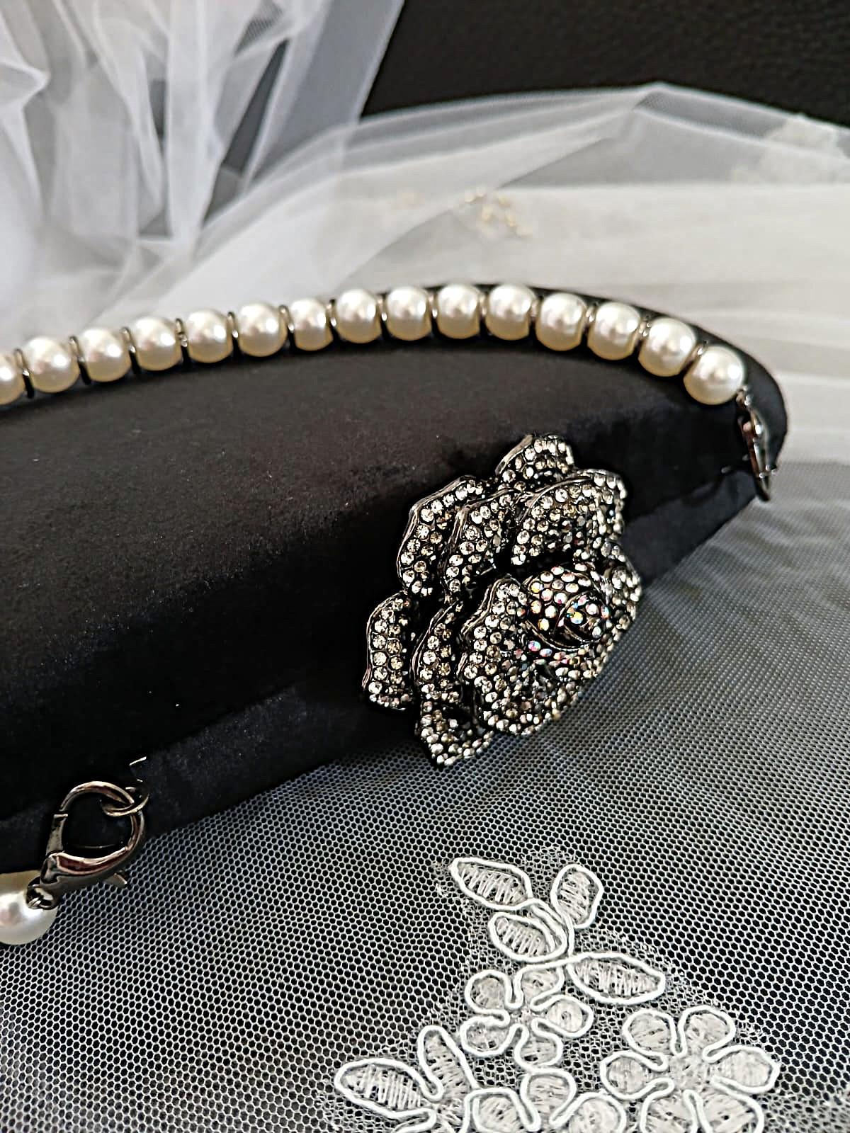 Black Velvet Evening Clutch: Pearl Handle, Flower Closure