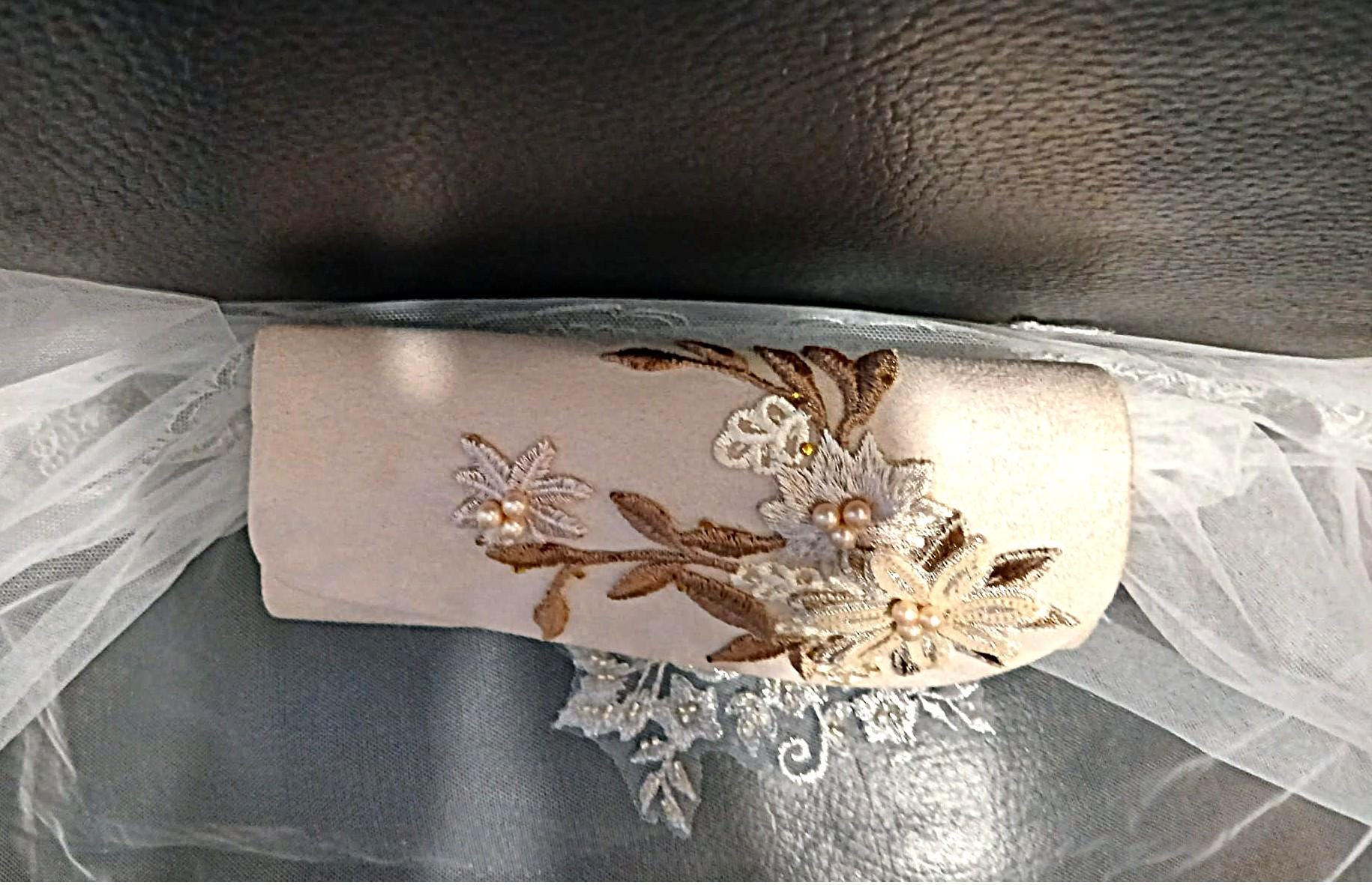 Dark Ivory Suede Evening Clutch Bag For Formal Event: Beige Flower, Chain Handle