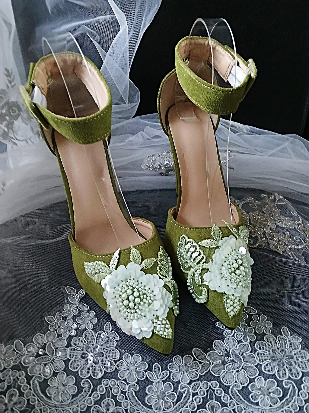 Olive Green Suede Floral Block Heel Sandal & Clutch Set: Formal Occasion Footwear