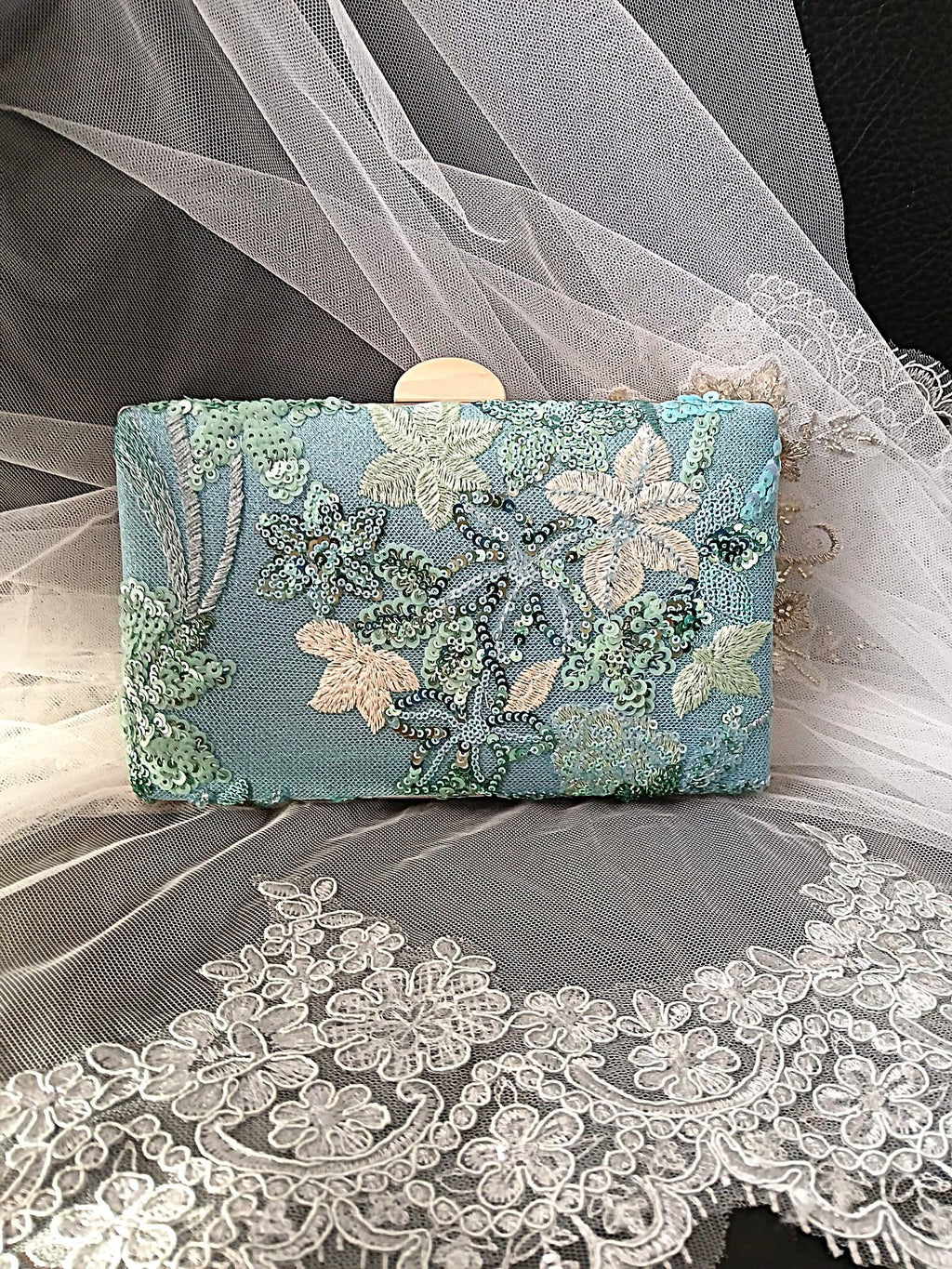 Turquoise Floral Hat & Embroidered Clutch Bag Set: Formal Event Accessories