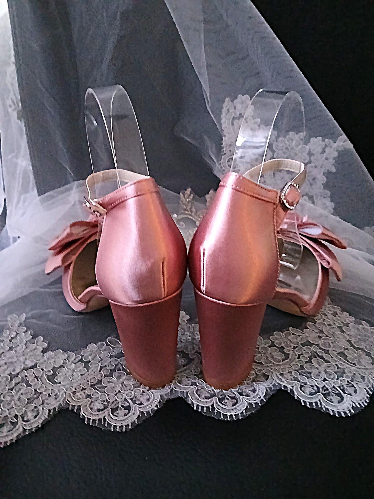 Dusky Pink Floral Block Heel Shoe Set: Hat and Clutch, Formal Event Footwear