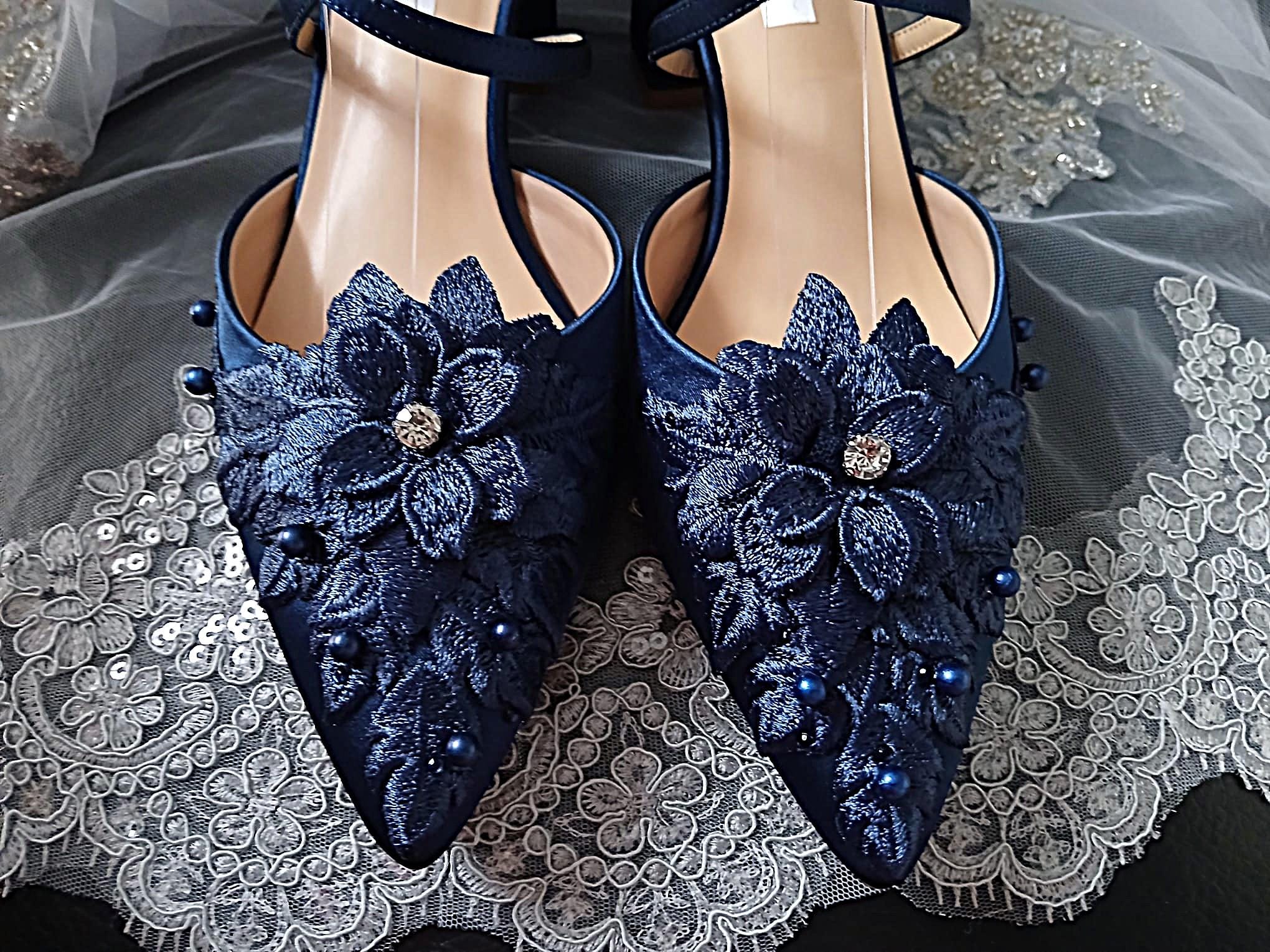 Navy Blue Floral 2 Inches Block Heel Shoe Hat and Clutch Set For Formal Event