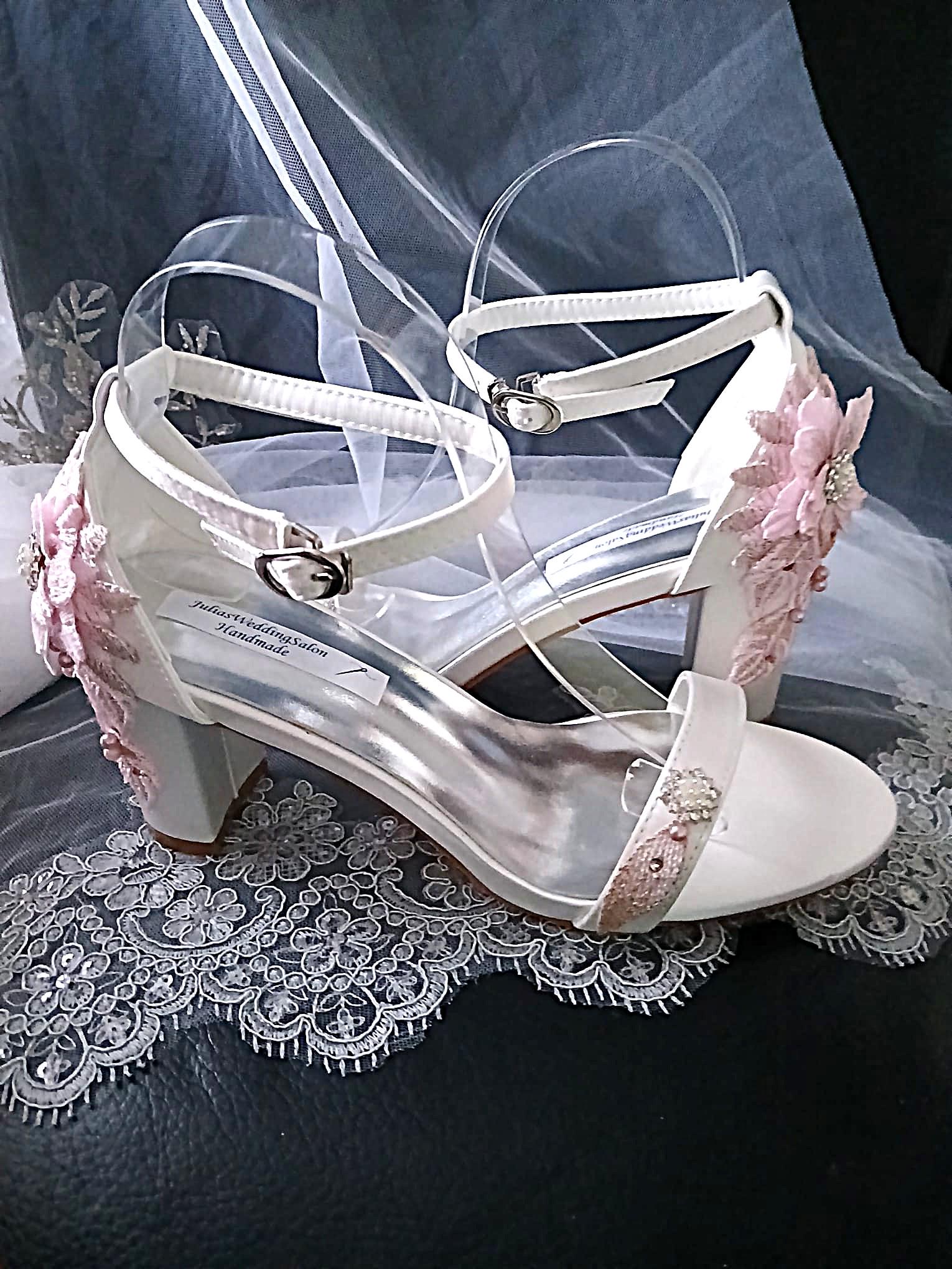 Ivory Floral Block Heel Sandal Hat & Clutch Set: Formal Occasion Footwear